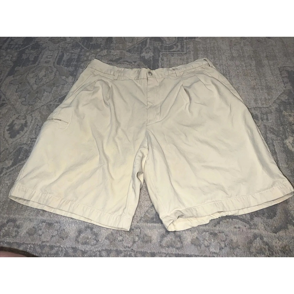 Caribbean Pleated Front 100% Silk Shorts Men's‎ Size 35 light yellow Relaxed Fit